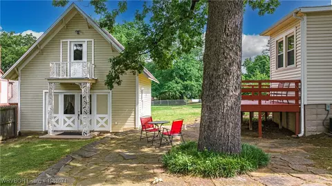 Exterior - 101 N Albert Pike Ave, Fort Smith, AR 72903 photo 6 of 12