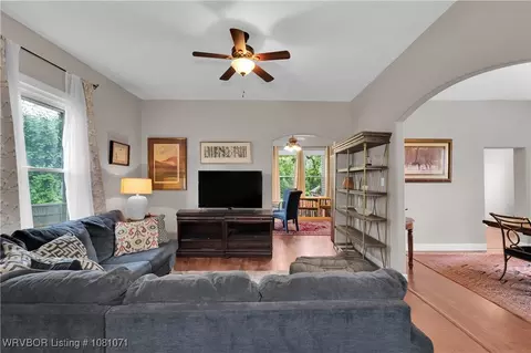 Living - 101 N Albert Pike Ave, Fort Smith, AR 72903 photo 3 of 4