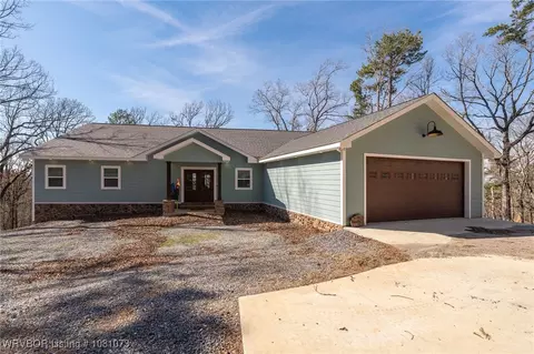 9 Lakeview Ter, Mount Ida, AR 71957