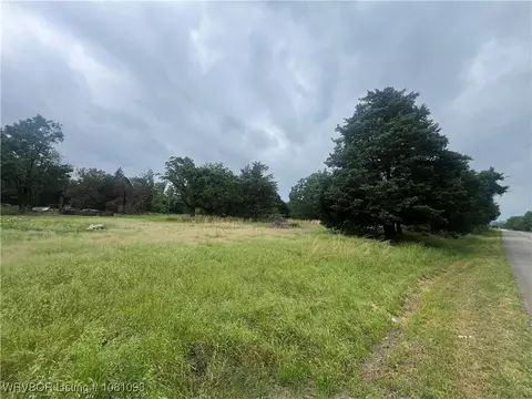 471618 E 1060 Rd, Muldrow, OK 74948