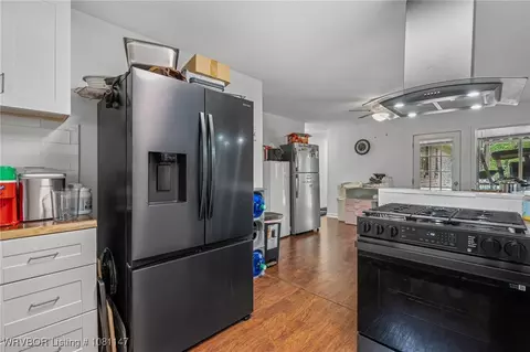 515 El Paso St, Greenwood, AR 72936 photo 9