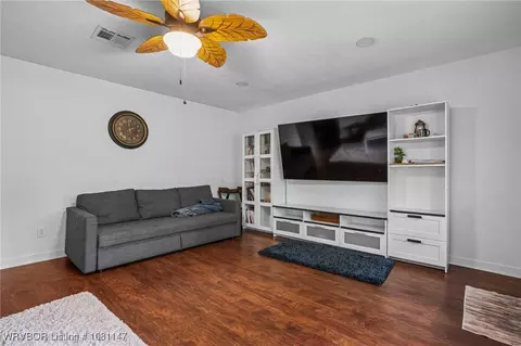 515 El Paso St, Greenwood, AR 72936 photo 5