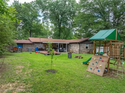 515 El Paso St, Greenwood, AR 72936 photo 27