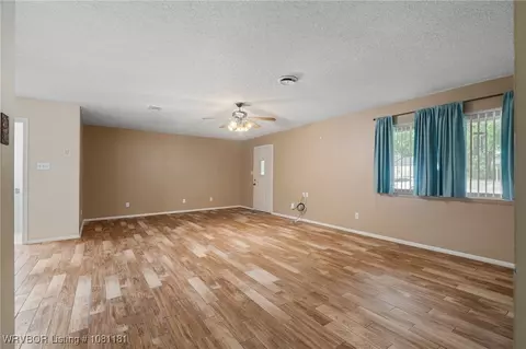 812 Angela Cir, Barling, AR 72923 photo 6