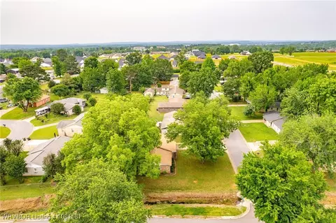 812 Angela Cir, Barling, AR 72923 photo 31