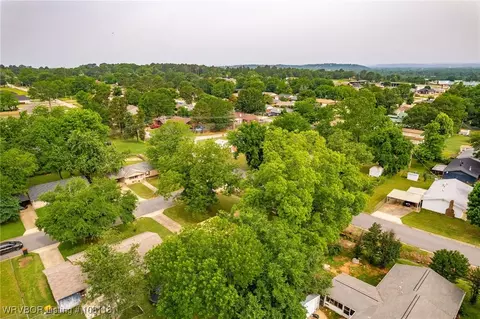 812 Angela Cir, Barling, AR 72923 photo 29
