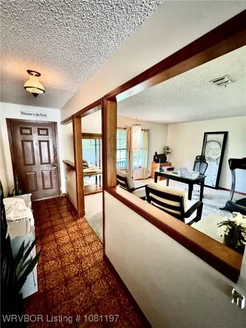 Entry Way - 4518 Mount Harmony Rd, Greenwood, AR 72936 photo 1 of 3