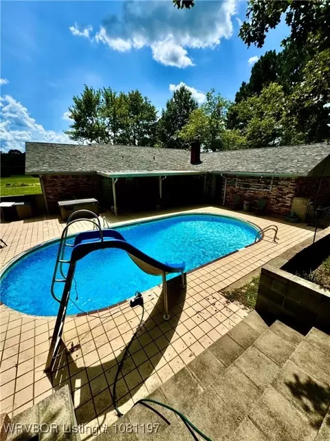 Exterior - 4518 Mount Harmony Rd, Greenwood, AR 72936 photo 5 of 7