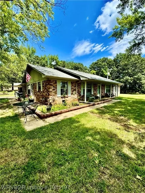 Exterior - 4518 Mount Harmony Rd, Greenwood, AR 72936 photo 1 of 7