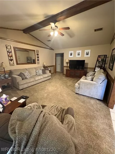 Living - 8604 Meadow Dr, Fort Smith, AR 72908 photo 1 of 2