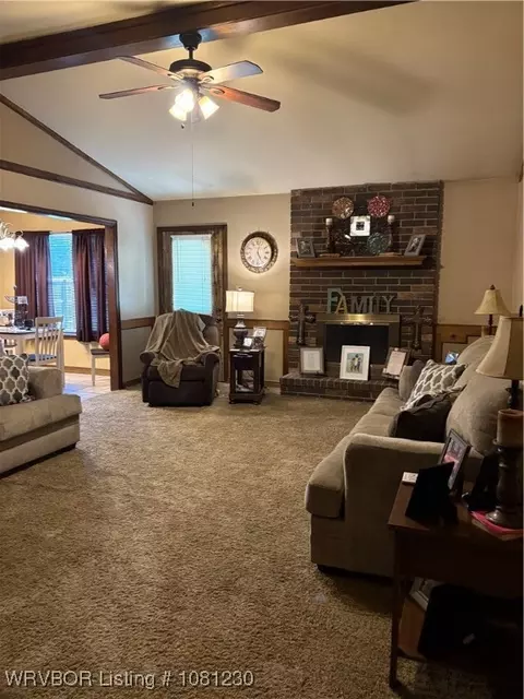 Living - 8604 Meadow Dr, Fort Smith, AR 72908 photo 2 of 2