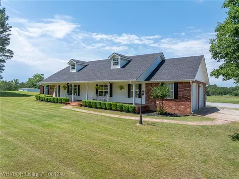 1205 S Division St, Lavaca, AR 72941 photo 5