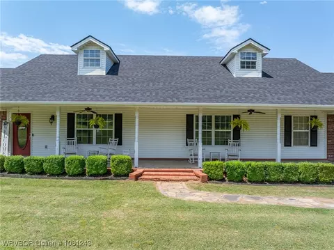 1205 S Division St, Lavaca, AR 72941 photo 2