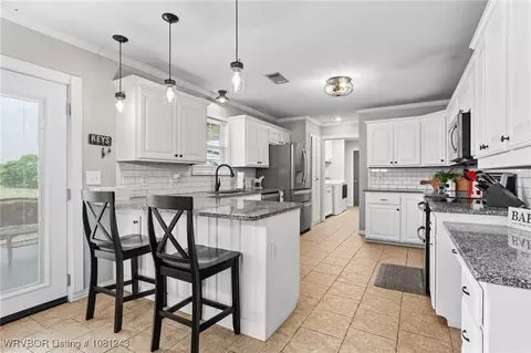 1205 S Division St, Lavaca, AR 72941 photo 7