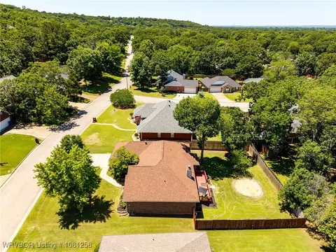 View/Area - 3905 Glen Flora Way, Fort Smith, AR 72908 photo 6 of 7