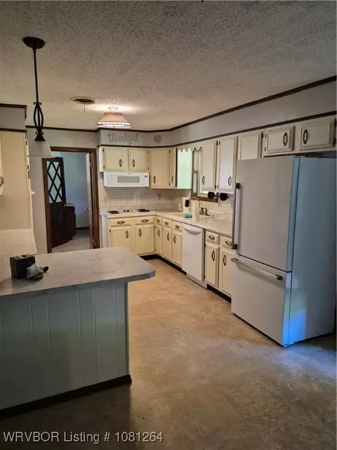 1382 6th St, Waldron, AR 72958 photo 16