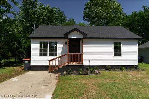 406 N 23rd St, Van Buren, AR 72956