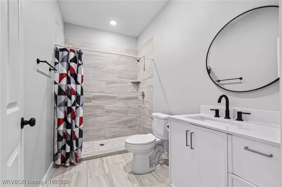 Bath - 2705 Hardie Ave, Fort Smith, AR 72901 photo 1 of 3