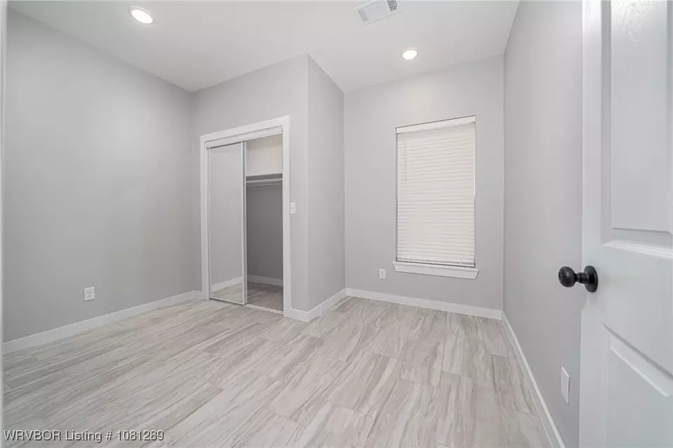 Bedroom - 2705 Hardie Ave, Fort Smith, AR 72901 photo 2 of 3