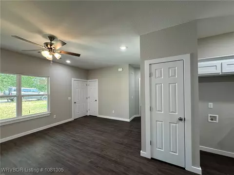 806 S Ada St, Muldrow, OK 74948 photo 3