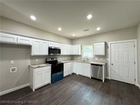806 S Ada St, Muldrow, OK 74948 photo 5