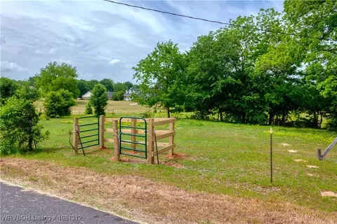 5001 N 31st St, Fort Smith, AR 72904 photo 2