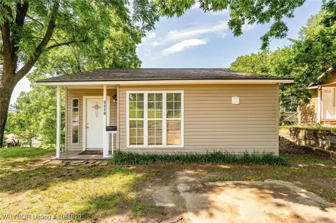 1501 S R St, Fort Smith, AR 72901