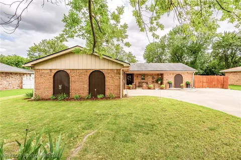 6416 Carthage St, Fort Smith, AR 72903