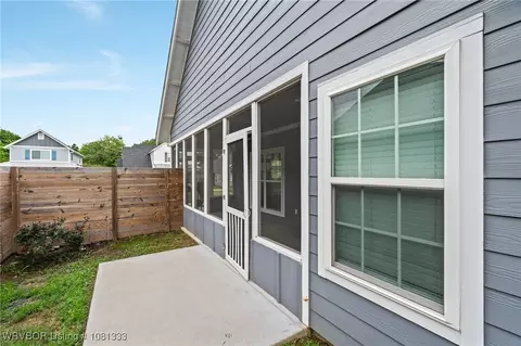 Exterior - 1800 Ebbing Loop, Barling, AR 72923 photo 5 of 6