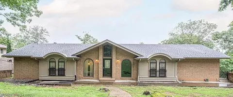 2905 S 58th St, Fort Smith, AR 72903