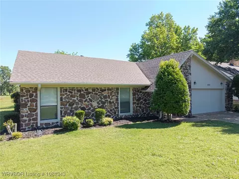 2625 Roxbury Ln, Fort Smith, AR 72908 photo 2