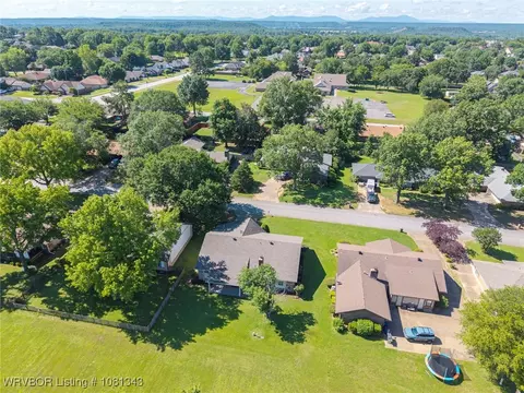 2625 Roxbury Ln, Fort Smith, AR 72908 photo 3