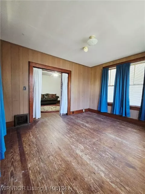Living - 313 W Main St, Paris, AR 72855 photo 5 of 5