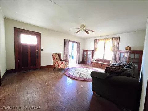 Living - 313 W Main St, Paris, AR 72855 photo 3 of 5