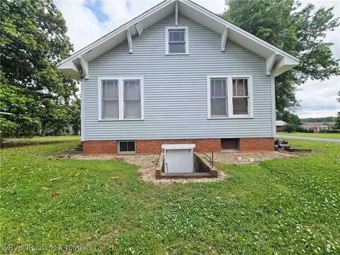 Exterior - 313 W Main St, Paris, AR 72855 photo 4 of 5