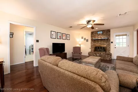 1810 Brooken Hl, Fort Smith, AR 72908 photo 4