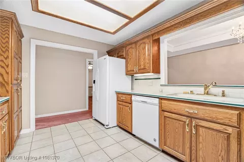 Kitchen - 5701 Free Ferry Rd #29, Fort Smith, AR 72903 photo 2 of 2