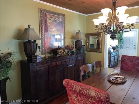 Dining - 44 Hiland Dr, Fort Smith, AR 72901 photo 2 of 3
