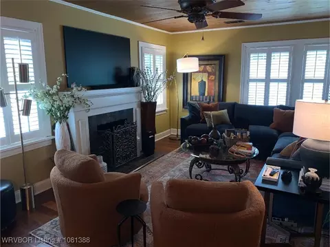 Living - 44 Hiland Dr, Fort Smith, AR 72901 photo 2 of 4