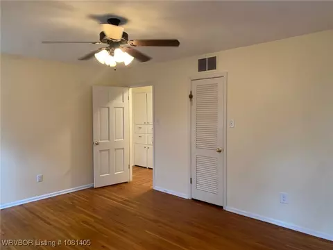 Bedroom - 3121 S Cliff Dr, Fort Smith, AR 72903 photo 1 of 3