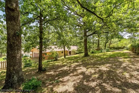 Exterior - 2900 Fincastle Dr, Fort Smith, AR 72908 photo 11 of 12