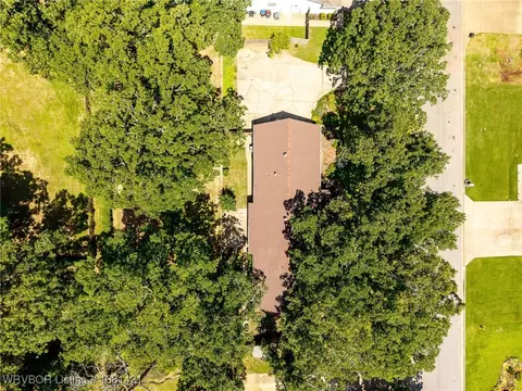 View/Area - 2900 Fincastle Dr, Fort Smith, AR 72908 photo 3 of 9