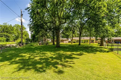 2219 N 55th Ln, Fort Smith, AR 72904 photo 29