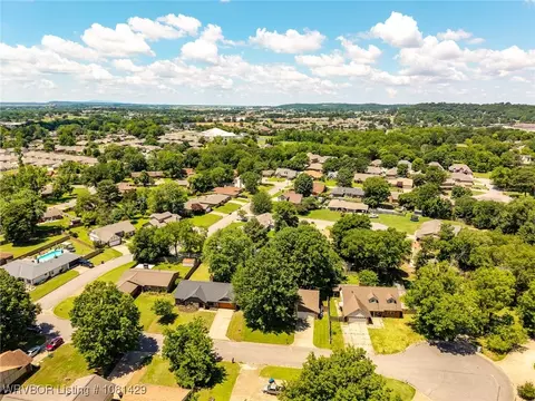 View/Area - 2800 97th Cir, Fort Smith, AR 72903 photo 7 of 7