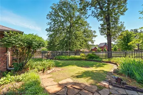 10900 Hunters Pt, Fort Smith, AR 72903 photo 4