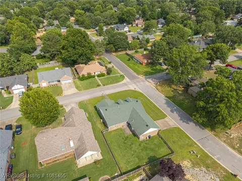 9608 Bryn Mawr Cir, Fort Smith, AR 72908 photo 8