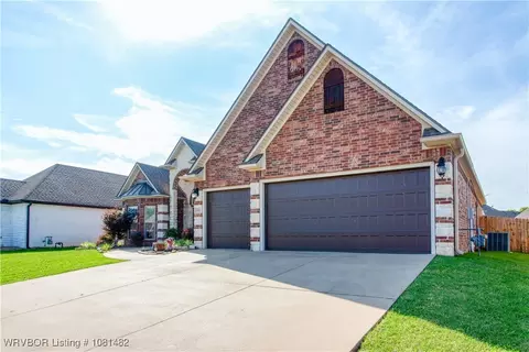 Exterior - 3020 Brighton Pointe, Fort Smith, AR 72903 photo 3 of 9