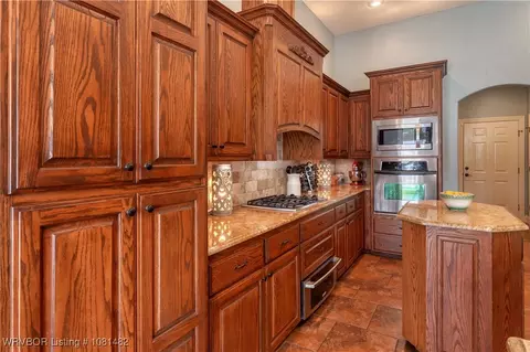 Kitchen - 3020 Brighton Pointe, Fort Smith, AR 72903 photo 2 of 5