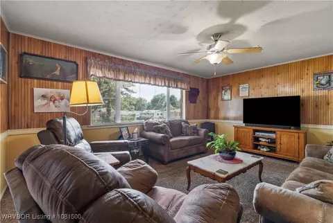 Living - 2901 Memphis St, Fort Smith, AR 72901 photo 4 of 4