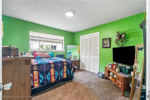 Bedroom - 2901 Memphis St, Fort Smith, AR 72901 photo 2 of 2